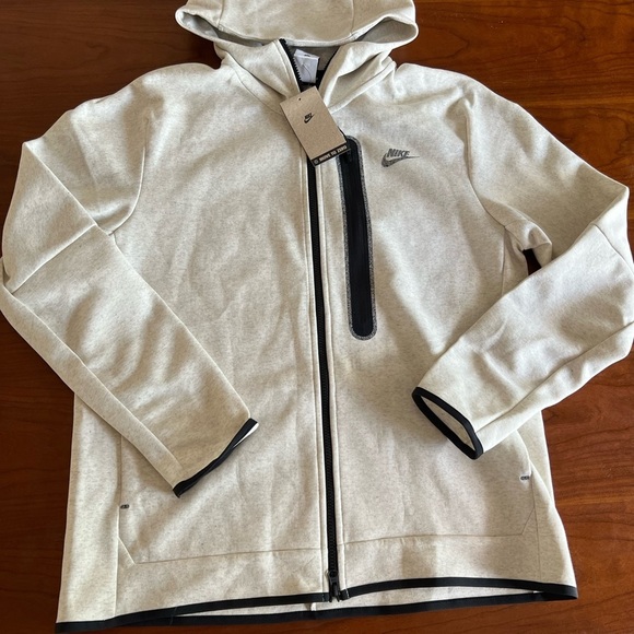 Nike Tech Men Fleece Full-zip Hoodie White Heather DD4688-100 - Picture 9 of 10